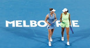 字母哥和利拉德缺阵，约基奇复出砍三双！掘金127-117战胜雄鹿保住西部第三